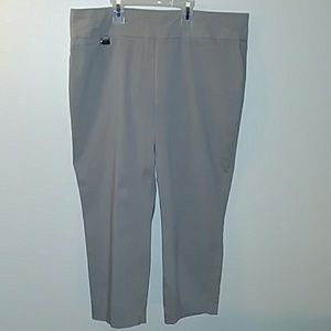 1 pair of Alfani beige capris